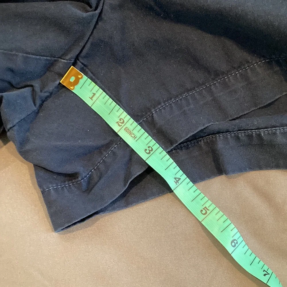 2/$30 💙 J Crew shorts 💙 size 6 💙 navy blue - Picture 9 of 9